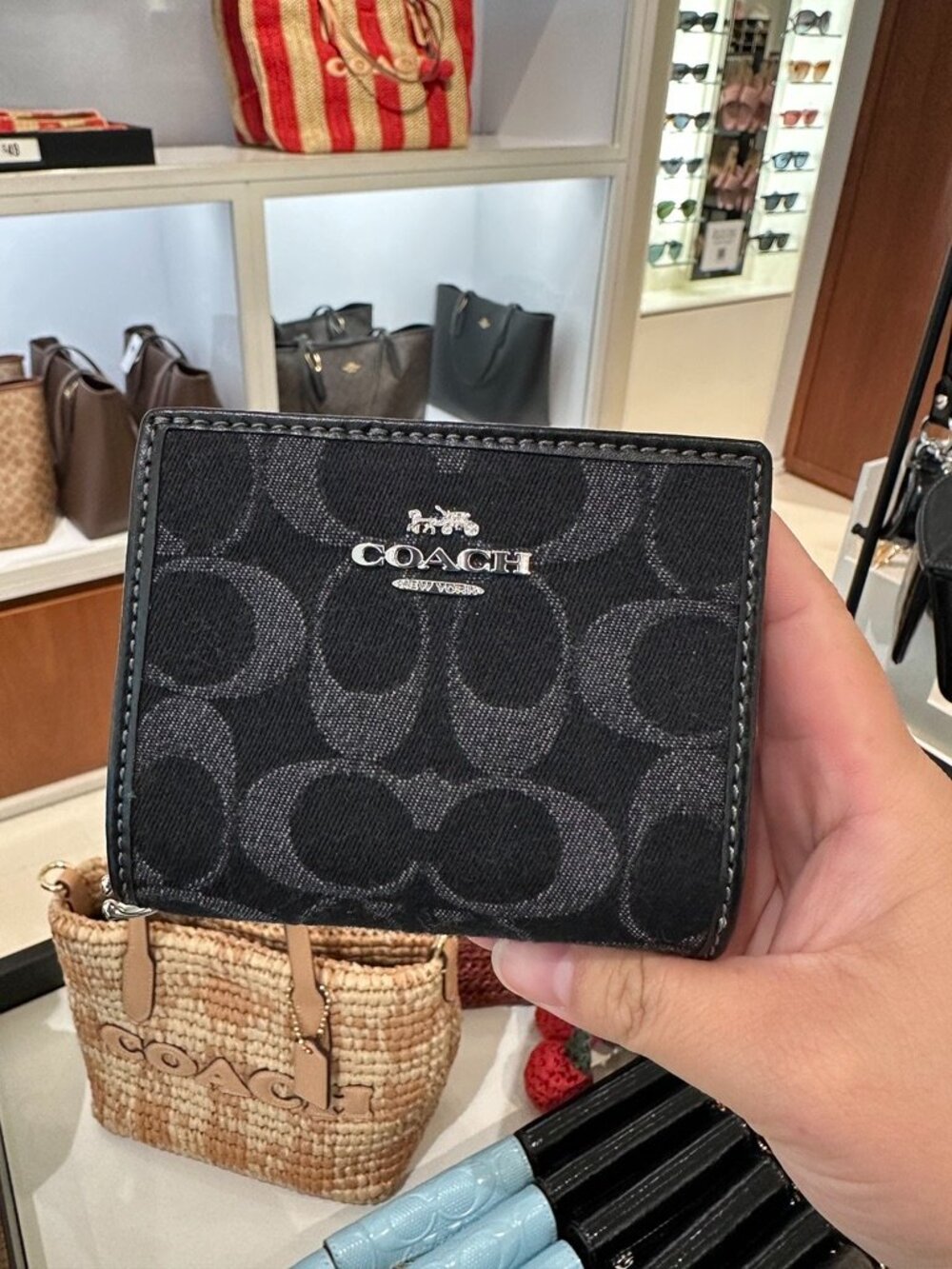 NWT! Coach CDF22 Snap Wallet In Signature Denim Silver/Black Women's Wallet